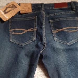 Ladies Paris Bluenotes bootcut jeans 29x30 NWT
